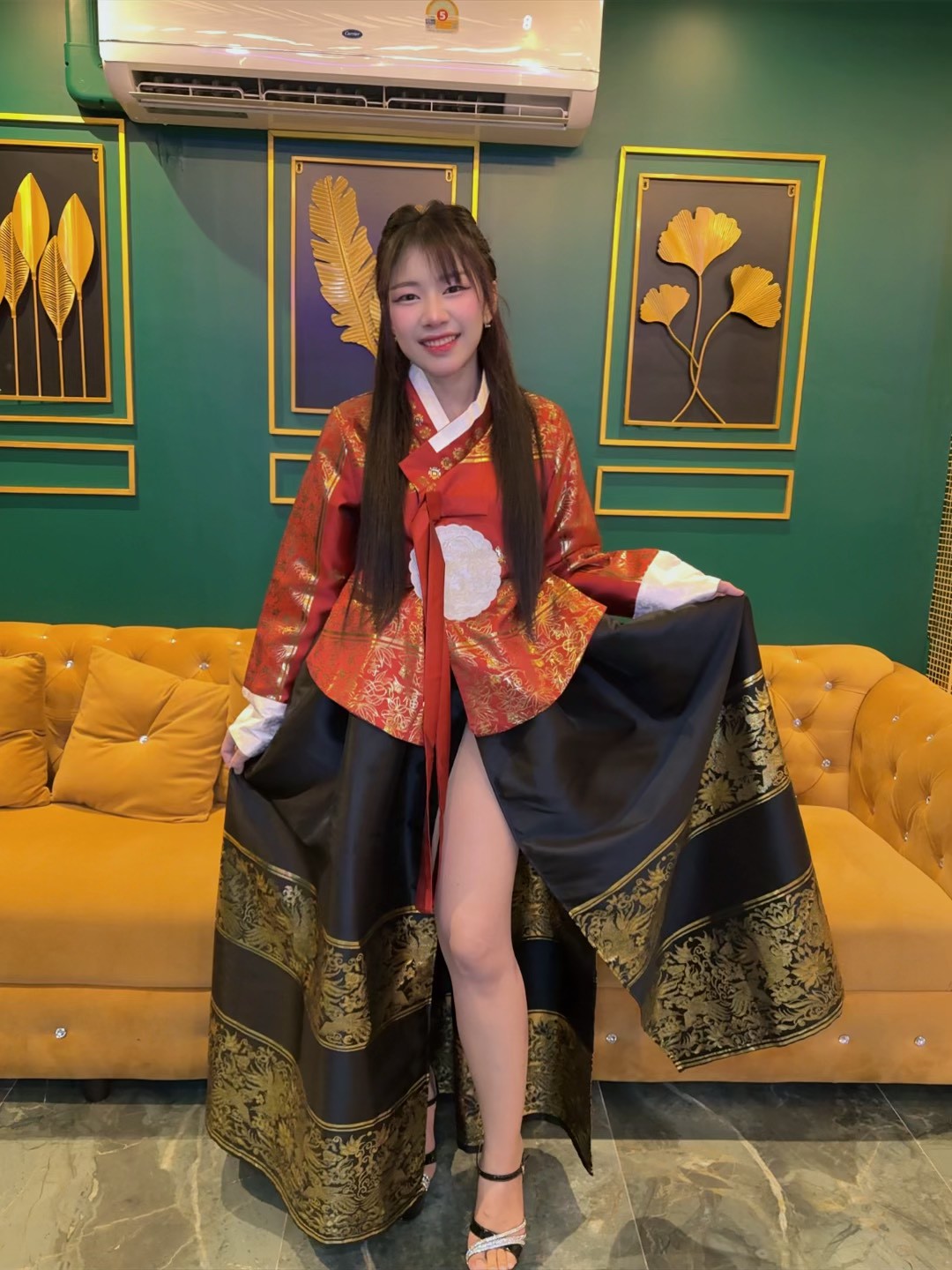 LINE_ALBUM_He_251114_2.jpg